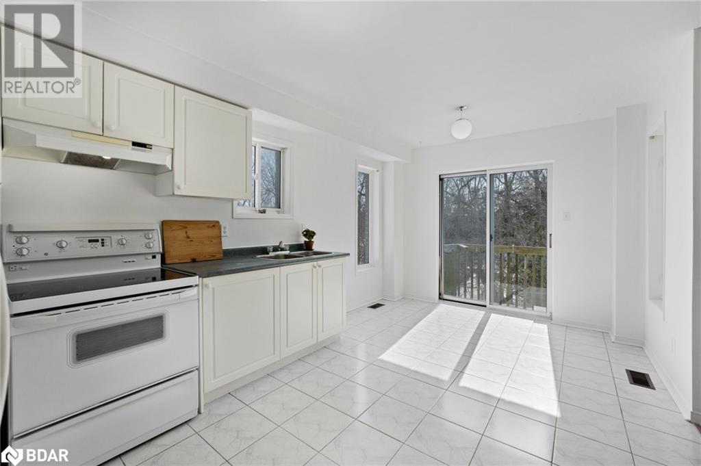 1235 Forest Street Property Photo 5