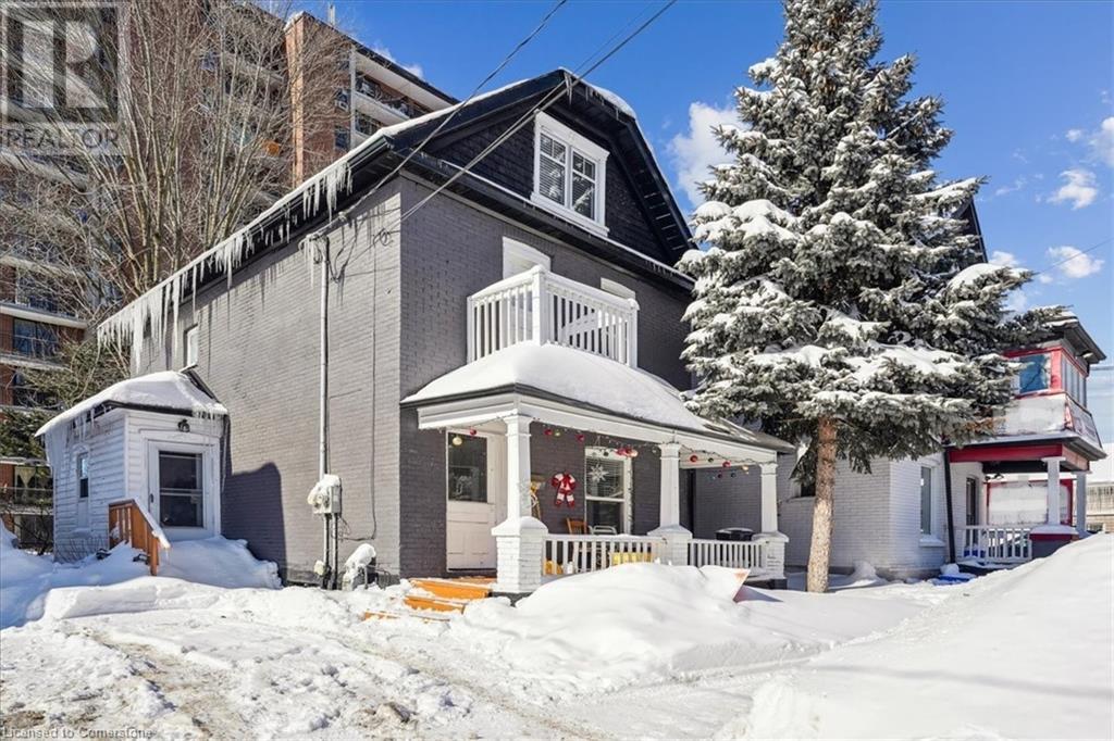 341 GEORGE Street S