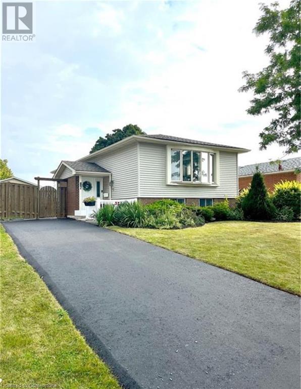 87 Locheed Drive Unit# Lower Property Photo