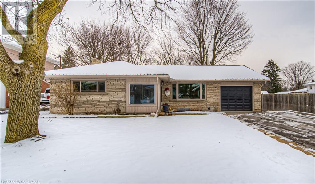 83 Cloverdale Crescent Property Photo