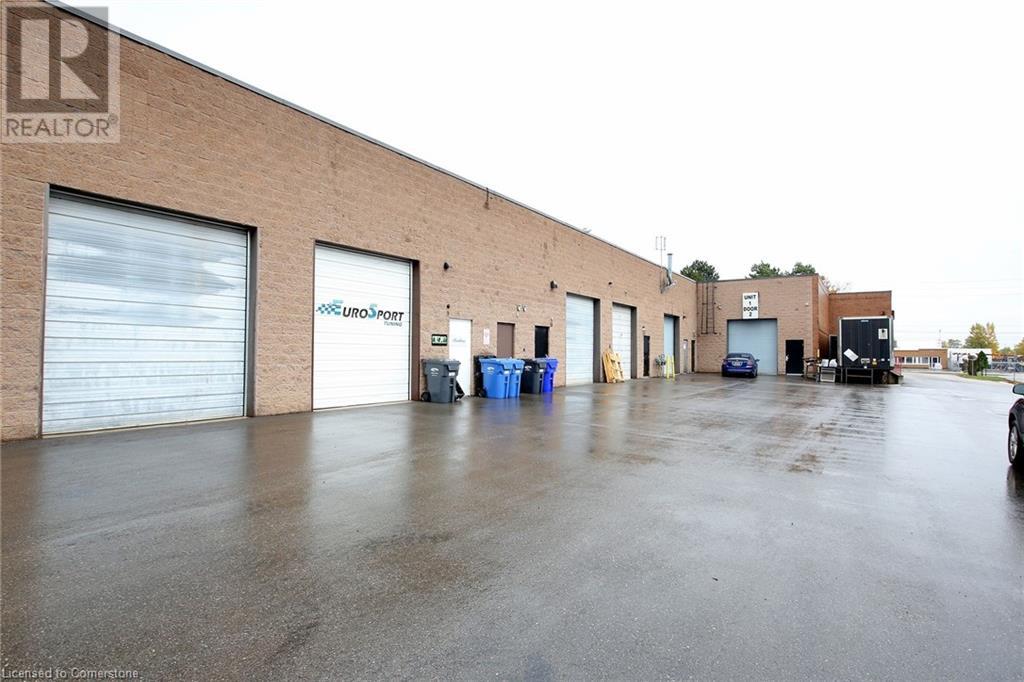 333 Wyecroft Road Unit# 5-6a Property Photo 3