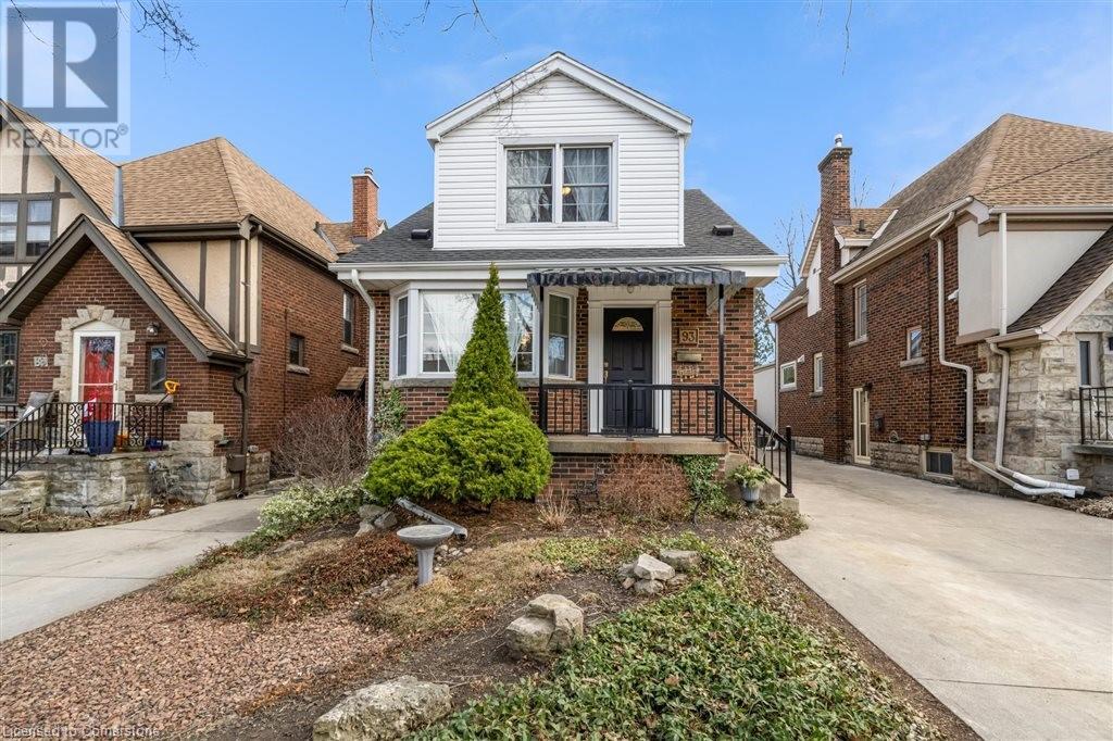 93 Edgemont Street S Property Photo