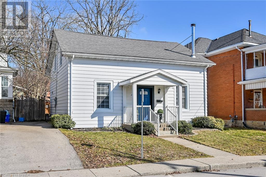 6 Charlotte Street Property Photo