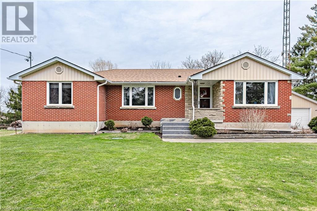 122 Old Onondaga Road E Property Photo 1