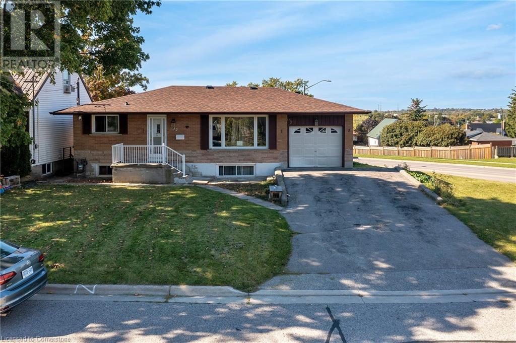 Oshawa Real Estate Listings Main Image