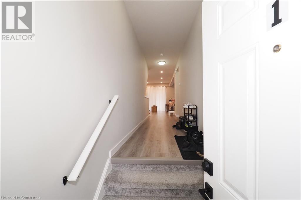 35 Belmont Avenue W Property Photo 7