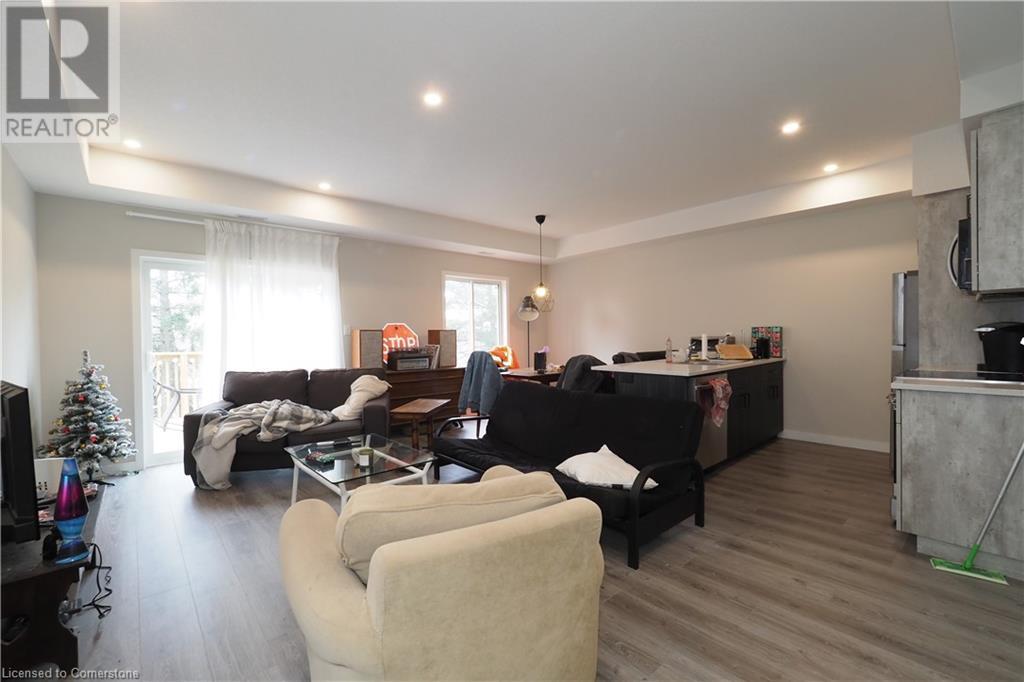 35 Belmont Avenue W Property Photo 16