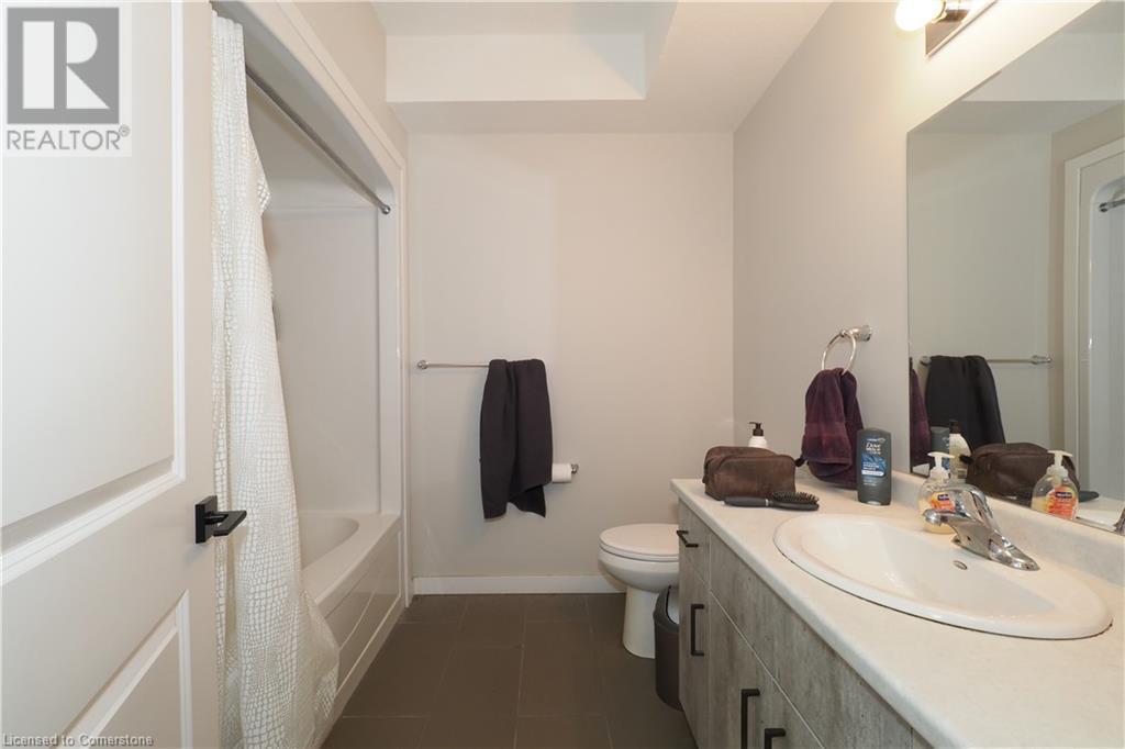 35 Belmont Avenue W Property Photo 18