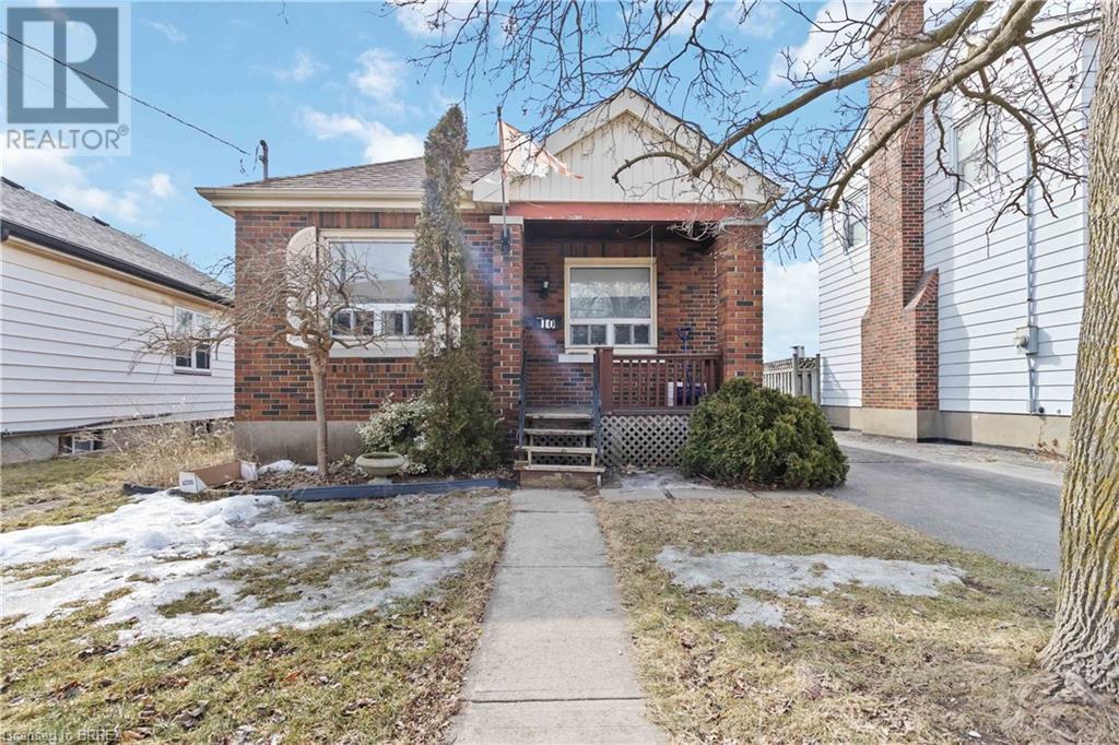10 Salisbury Avenue Property Photo