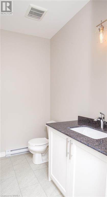 355 Wellington Street Property Photo 10