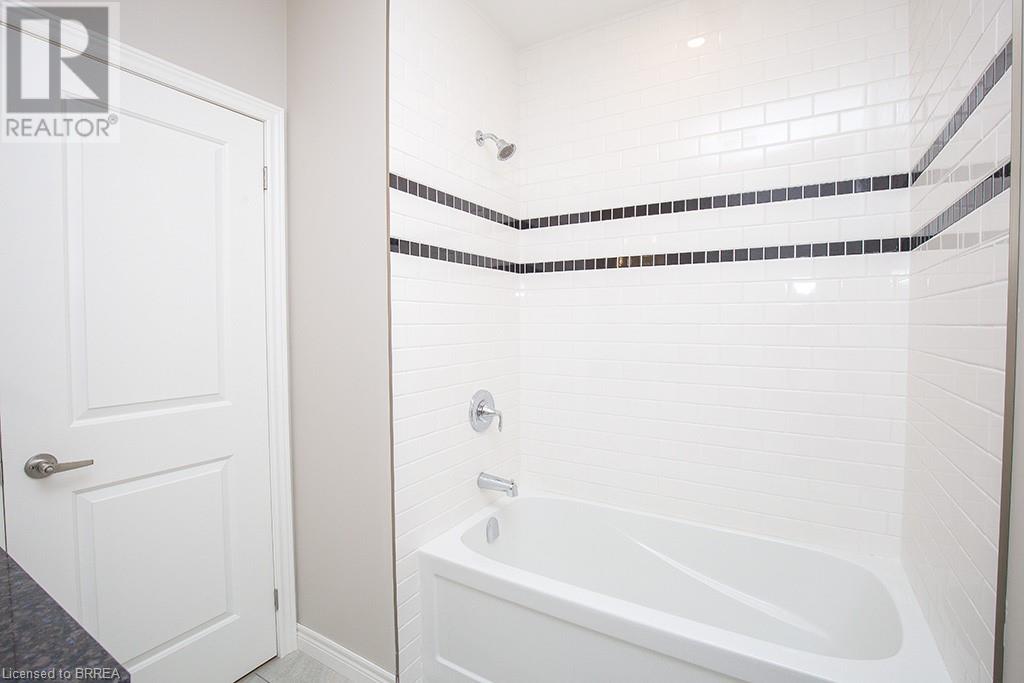 355 Wellington Street Property Photo 11