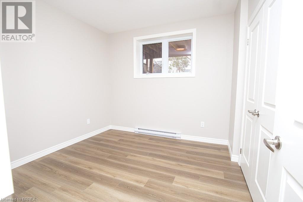 355 Wellington Street Property Photo 13
