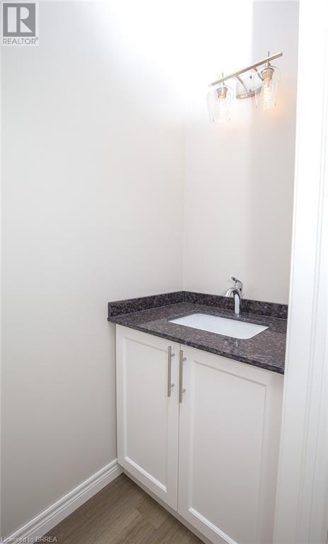 355 Wellington Street Property Photo 28