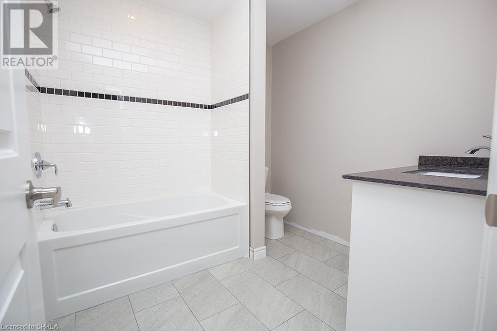 355 Wellington Street Property Photo 42