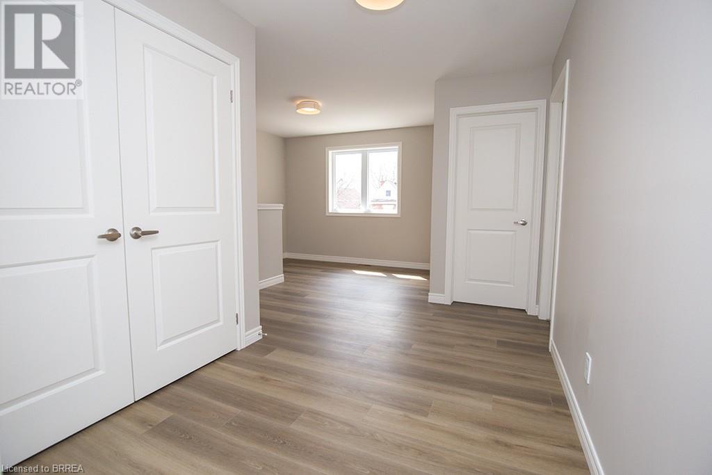 355 Wellington Street Property Photo 50