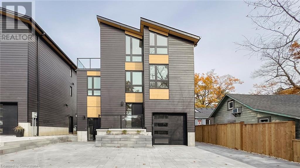 55 Centre Street Property Photo 1