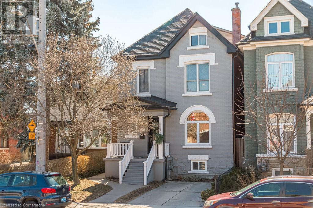 21 Murray Street W Property Photo