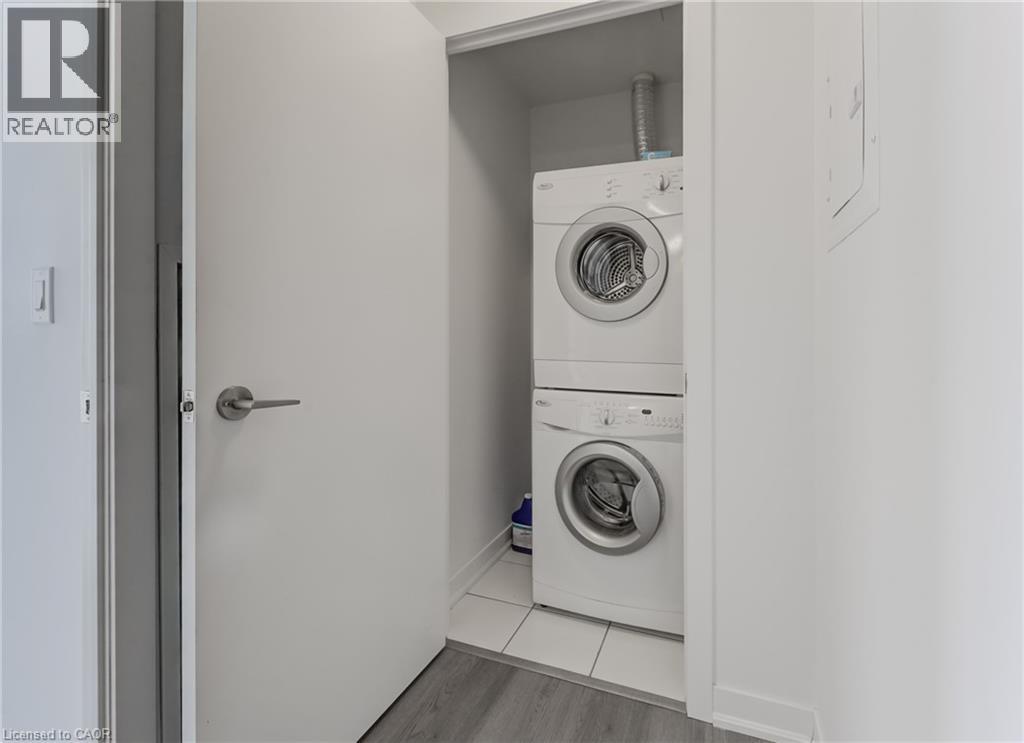 85 Duke Street W Unit# 1404 Property Photo 28