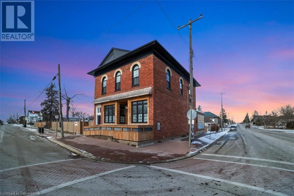 2 Main Street W Property Photo