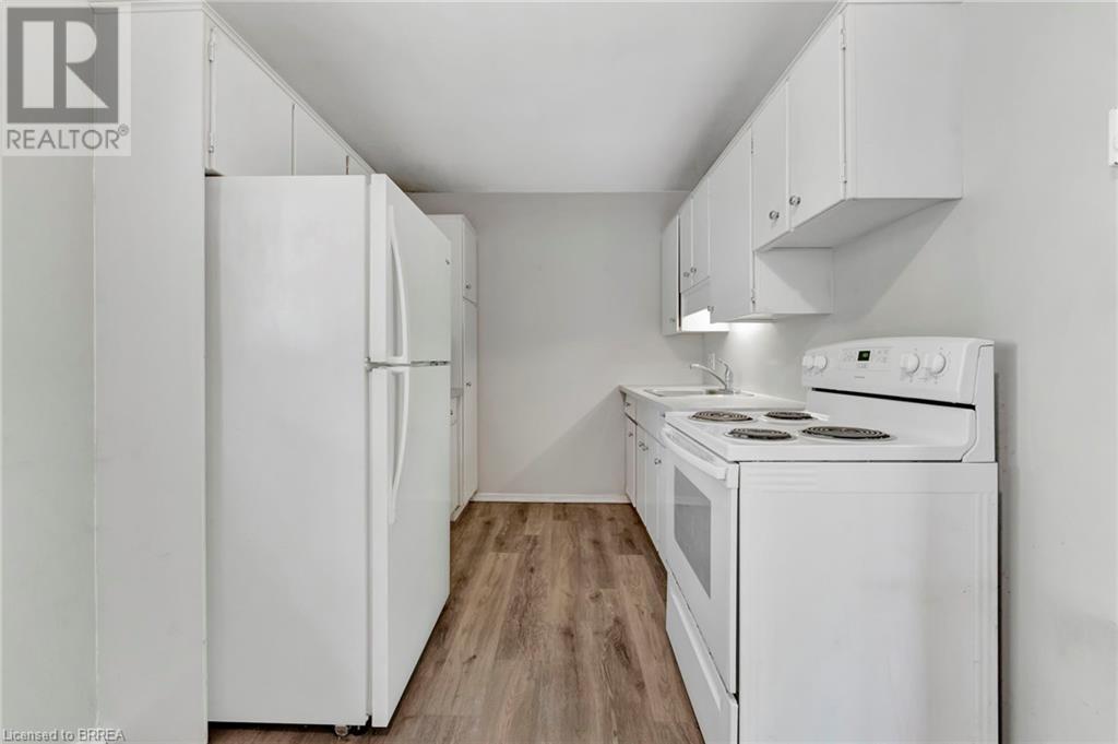 16 East Avenue Property Photo 11