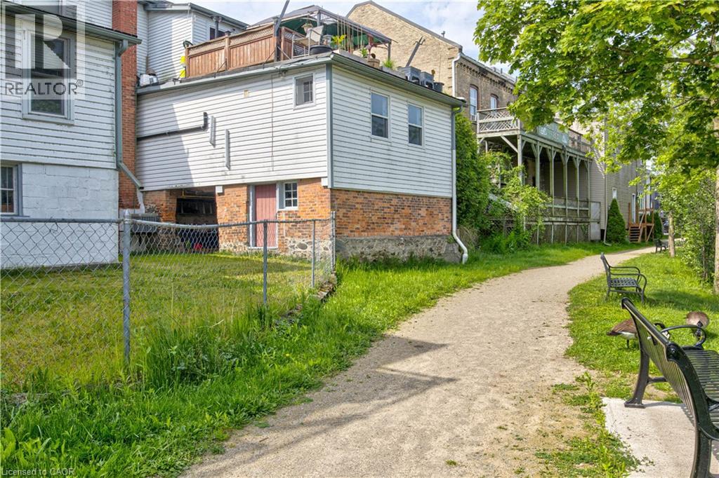 82 Stanley Street Property Photo 9
