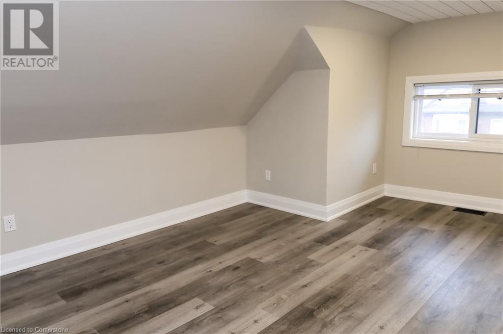 574 Cannon Street E Property Photo 21