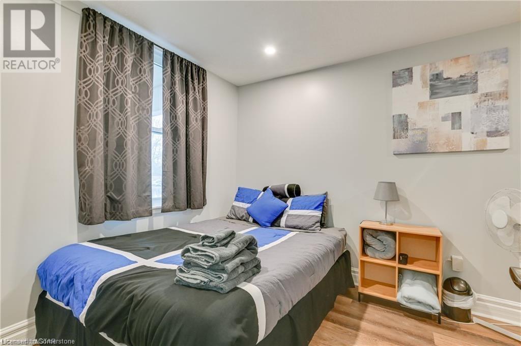 12 Cartwright Street Property Photo 7