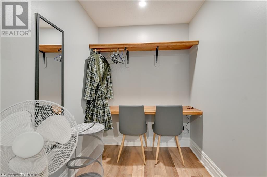 12 Cartwright Street Property Photo 8