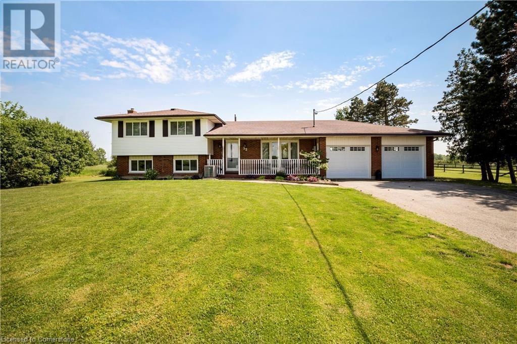 32 Irish Line Property Photo