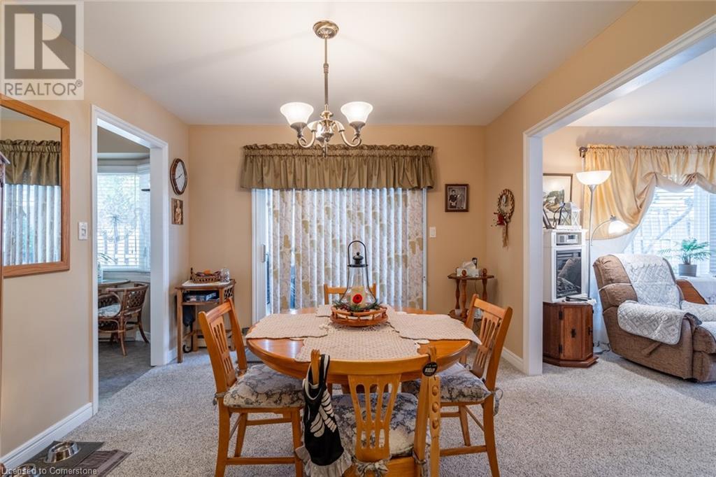 81 Hamilton Street N Property Photo 25