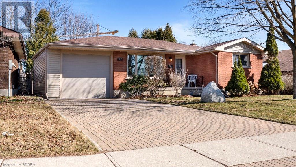 82 Somerset Road Property Photo 1