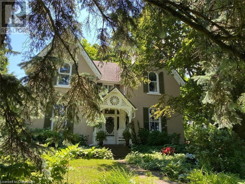 340 Dundas Street E Property Photo