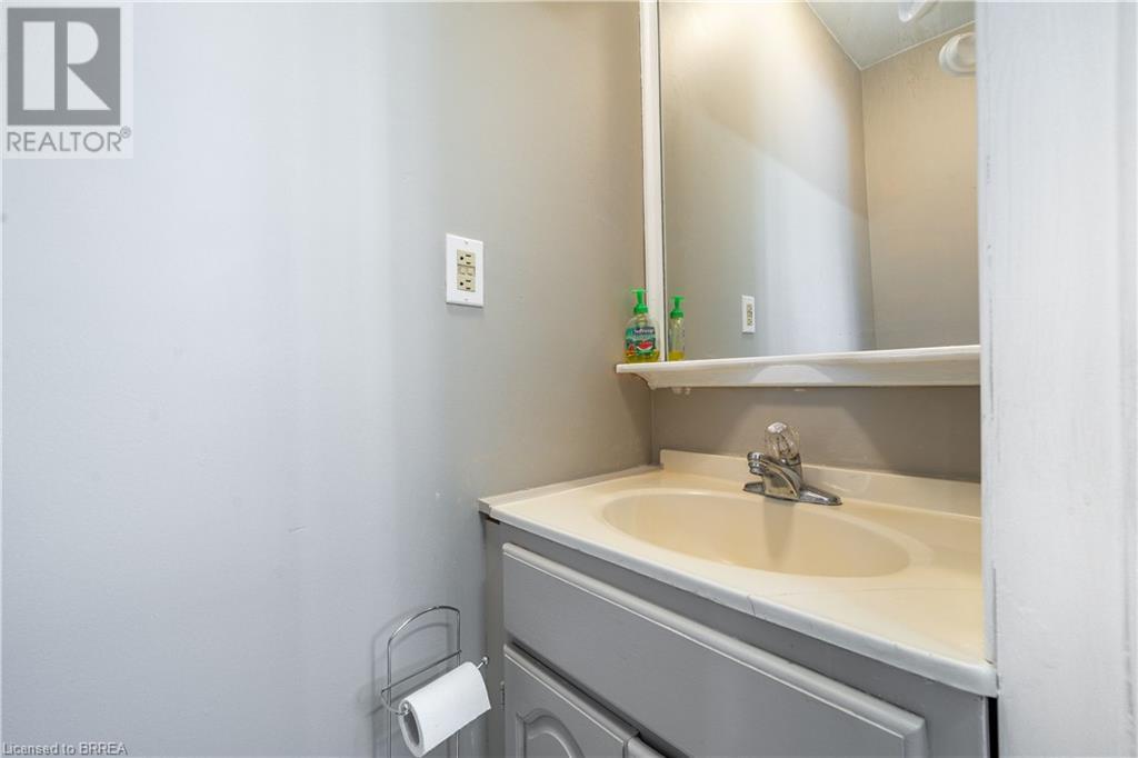 20 William Street Property Photo 17