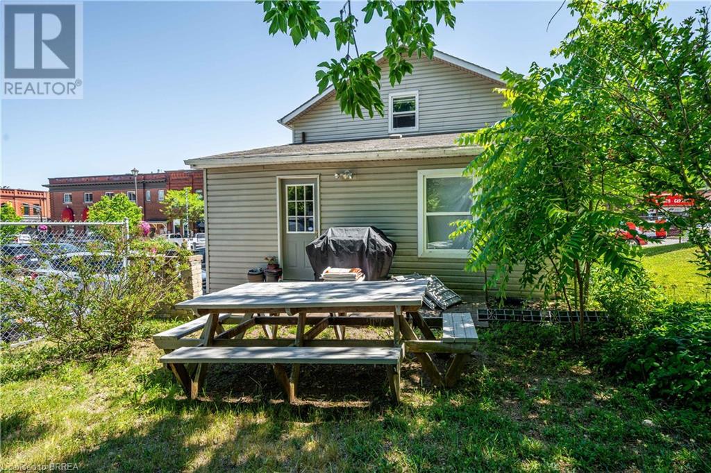 20 William Street Property Photo 27