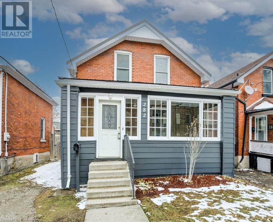 22 Stratford Real Estate Listings Main Image