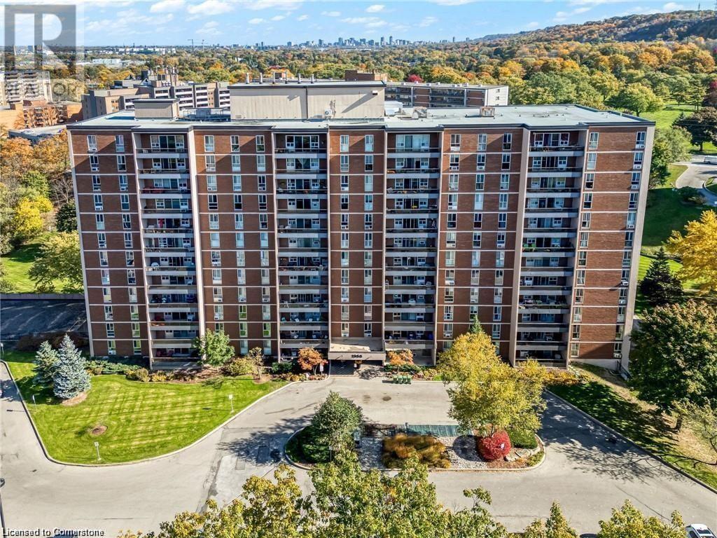 113 Ainslie Wood Real Estate Listings Main Image