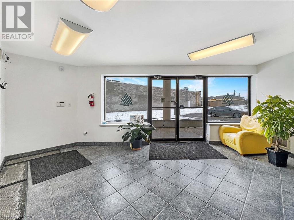 34 DALKEITH Drive Unit# UPPER B