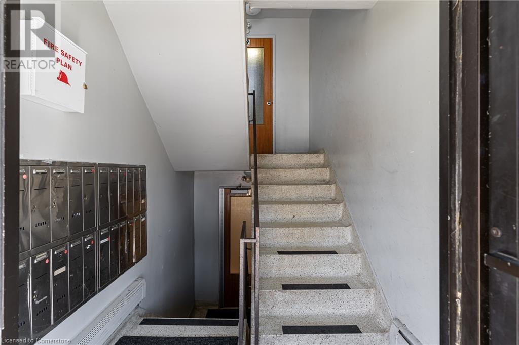 443 Pearl Street Property Photo 10