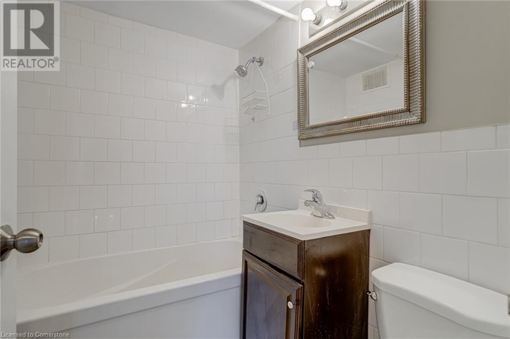 443 Pearl Street Property Photo 18