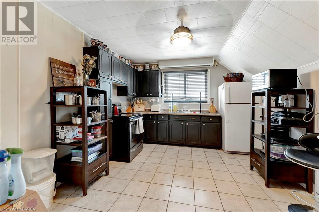 39 Port Street Property Photo 18