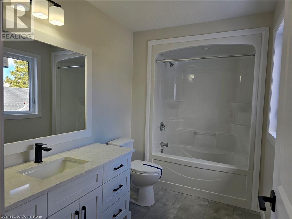 191 Queen Street Property Photo 5