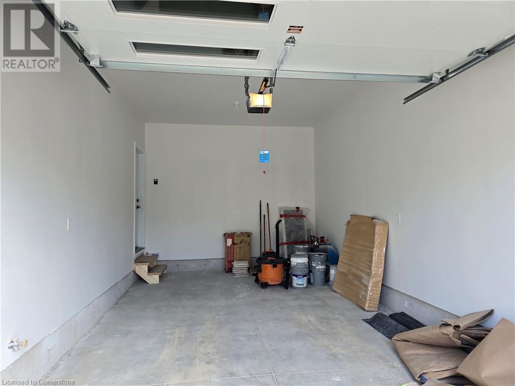 191 Queen Street Property Photo 12