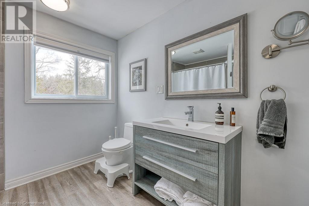 395 Holmes Street Property Photo 19