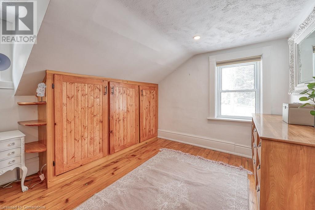 395 Holmes Street Property Photo 26
