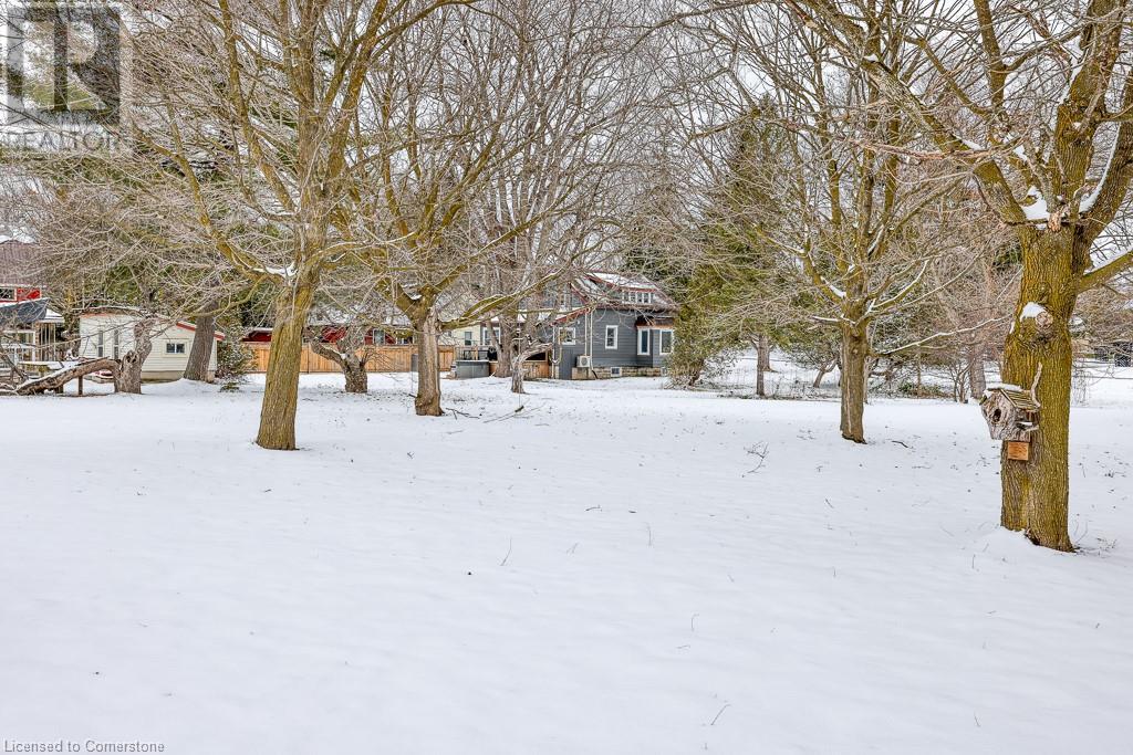 395 Holmes Street Property Photo 45