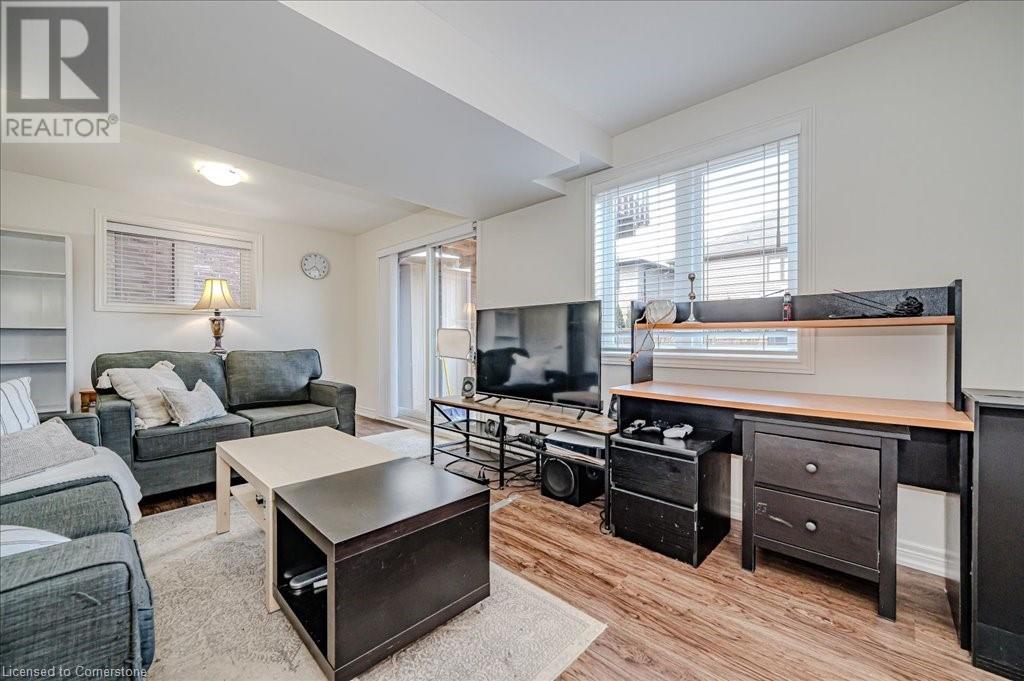 4077 Thomas Street Property Photo 40