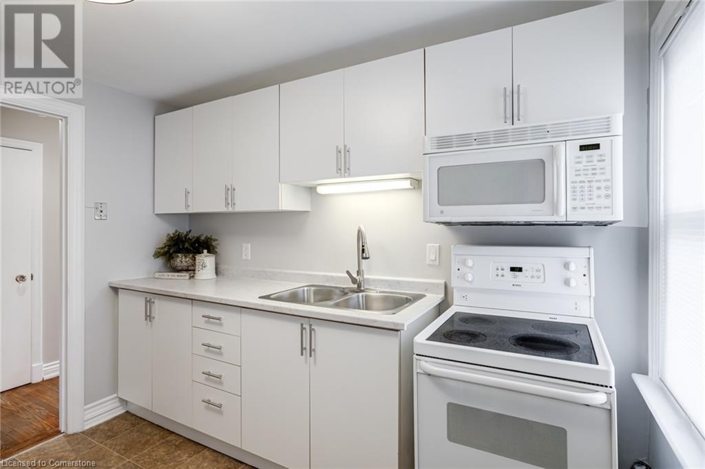 15 Empress Avenue Property Photo 21