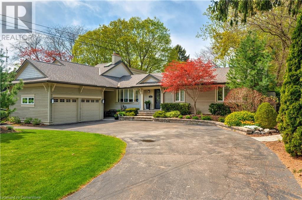 4391 Lakeshore Road Property Photo