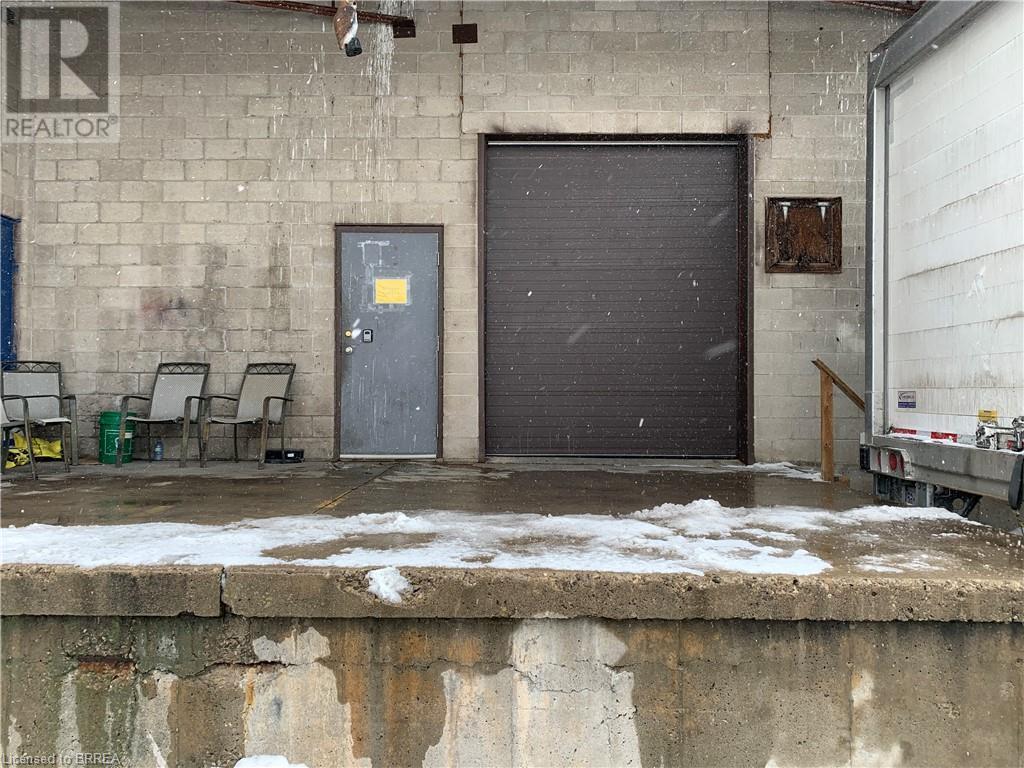 120 Turnbull Court Unit# E Property Photo 3