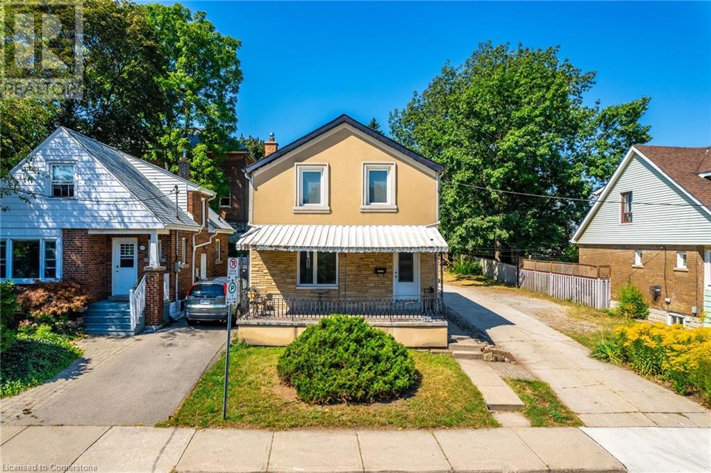149 Strathcona Avenue N Property Photo
